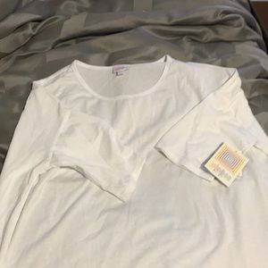 LulaRoe T-shirt